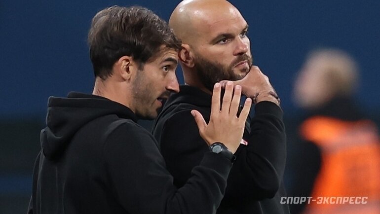    Карлос Морено и Владимир Слишкович.Александр Федоров