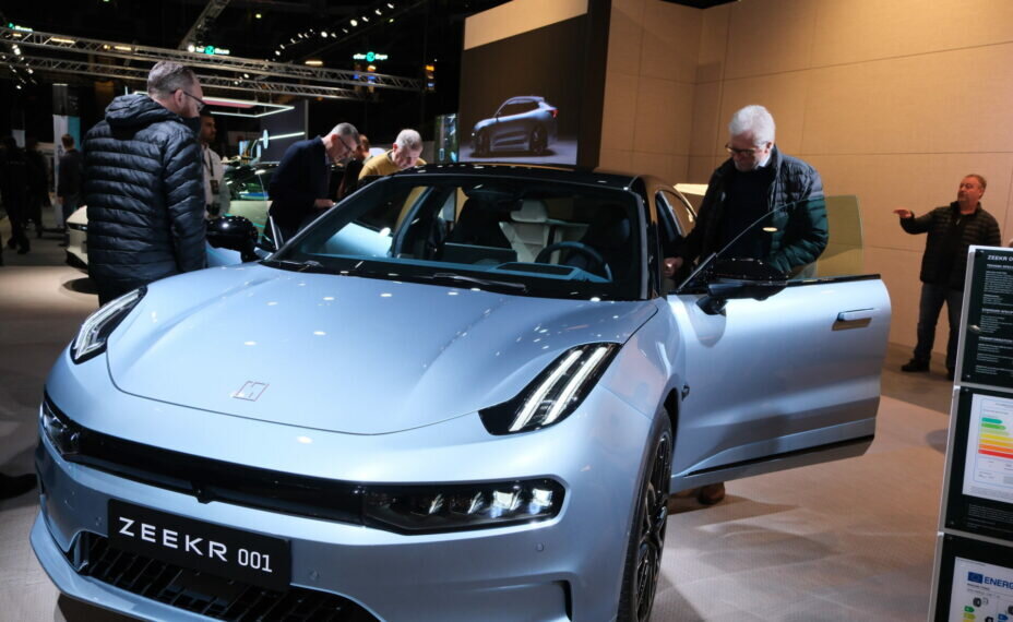    Автомобиль Zeekr 001 выпускают с 2021 года. Фото: Patrick Ekstrand/XinHua/Global Look Press