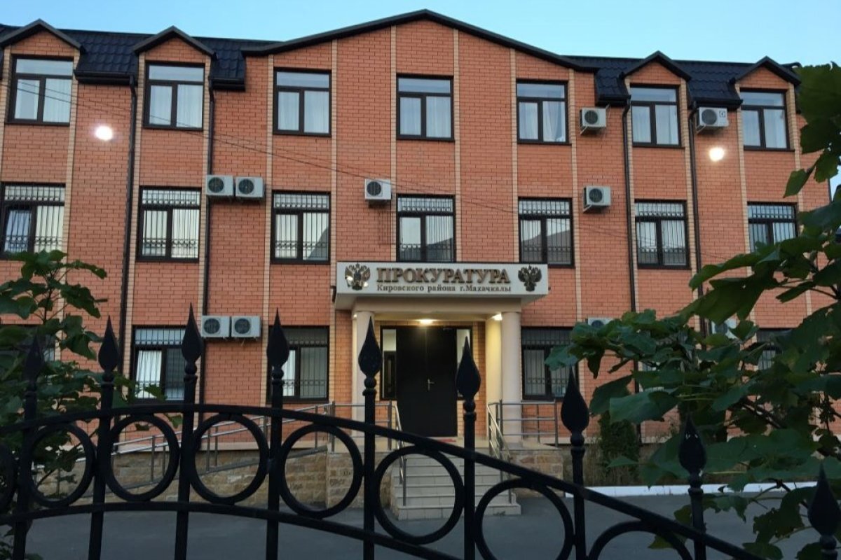    Судебные приставы в Махачкале стали фигурантами уголовного дела