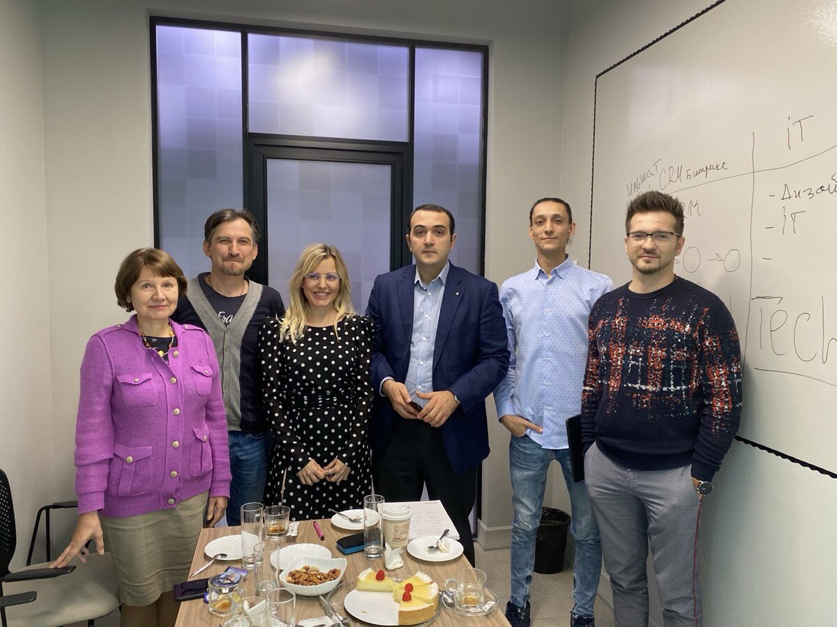 В перерыве после учебы