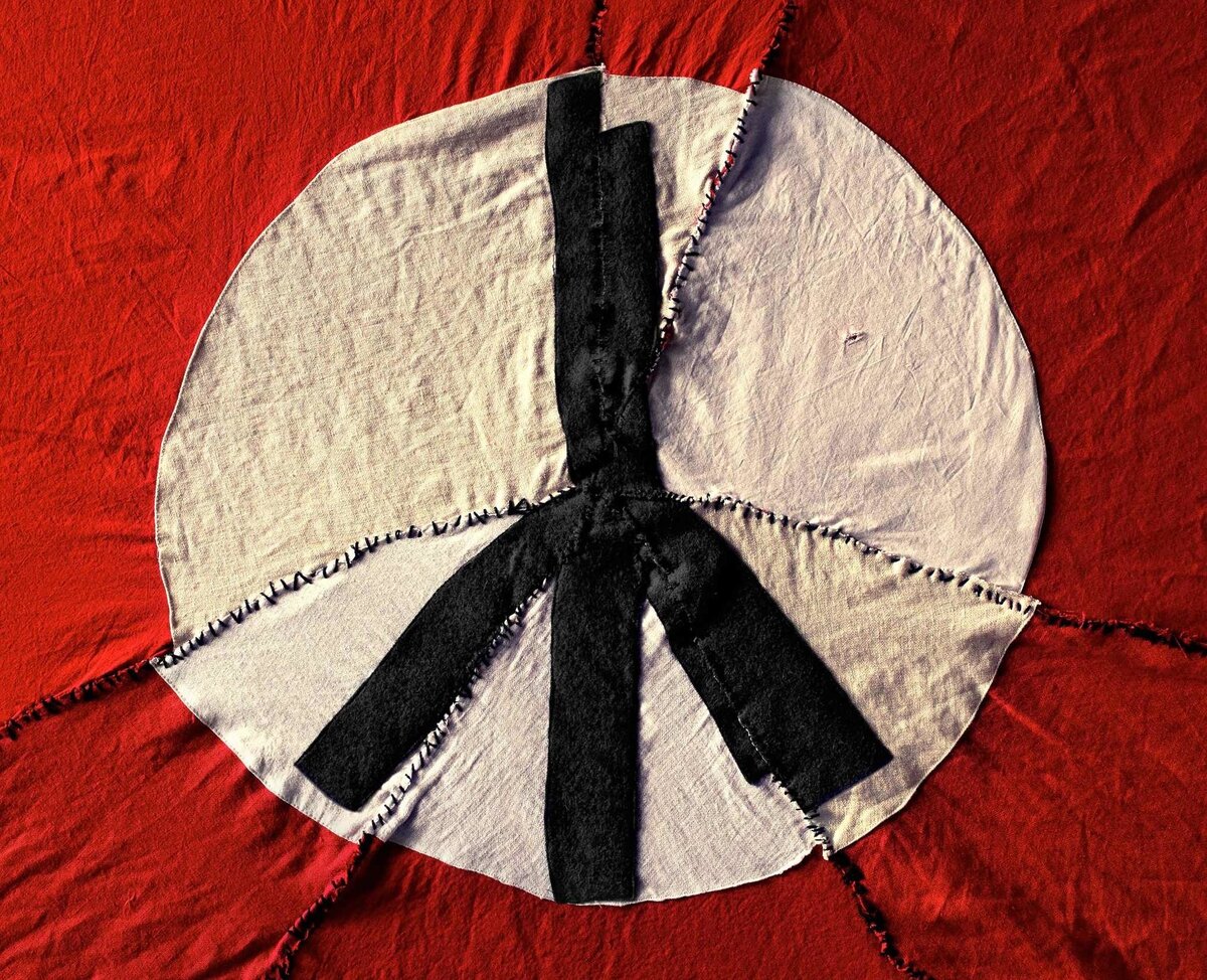 постер сериала "Человек в высоком замке" (The Man in the High Castle) / источник imdb.com