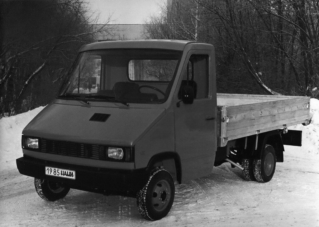 Макетный образец бортового НАМИ-0266, 1986 г.