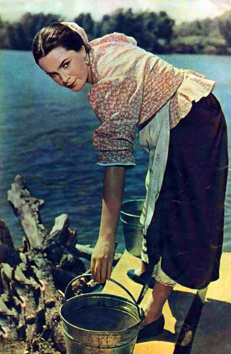 открытка с актрисой