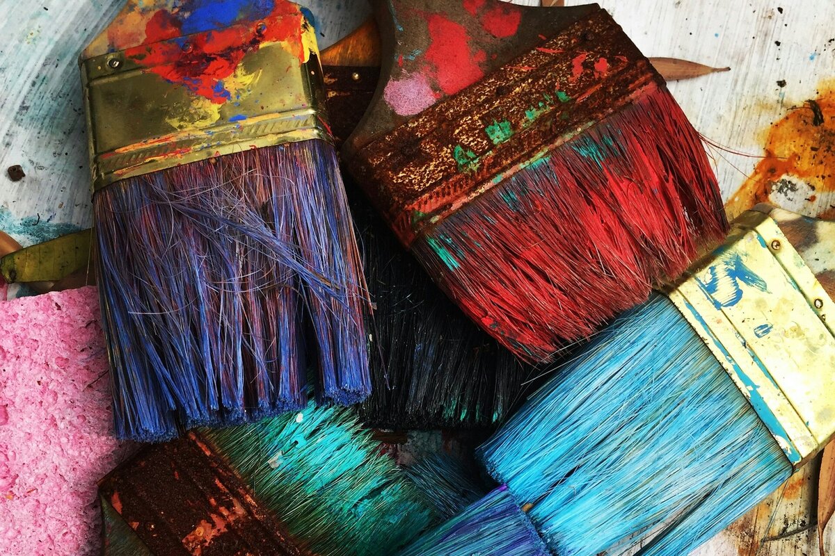     Как отмыть кисти от засохшей краски, чтобы они снова стали мягкими и чистыми: полезный лайфхак
