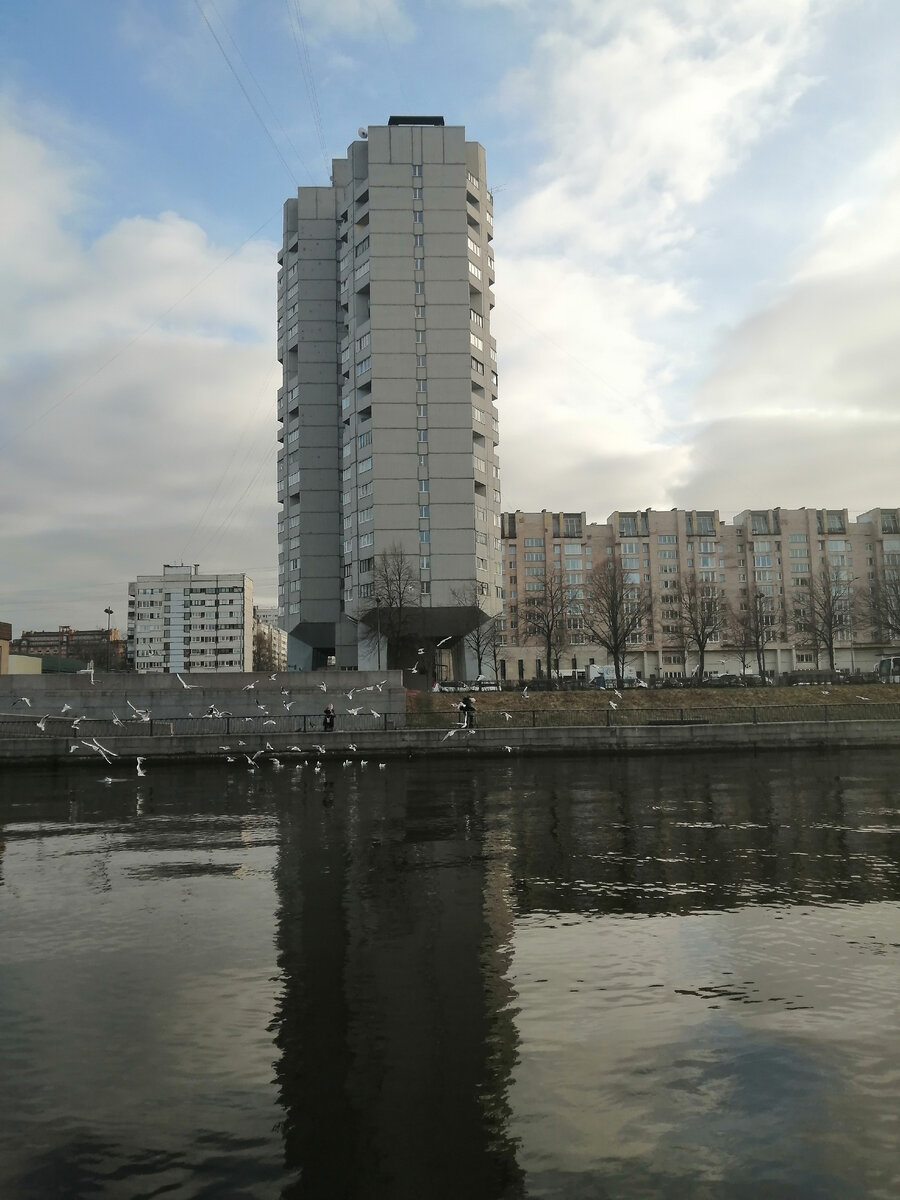 Новосмоленская набережная