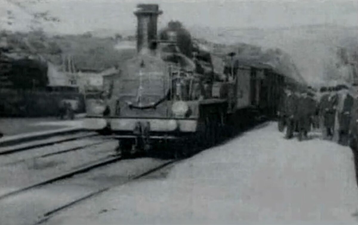 Кадр из фильма «Прибытие поезда на вокзал Ла-Сьота».