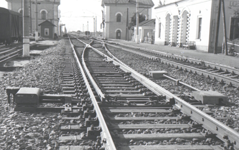 Из фондов Музея железных дорог России. Стрелочный перевод.