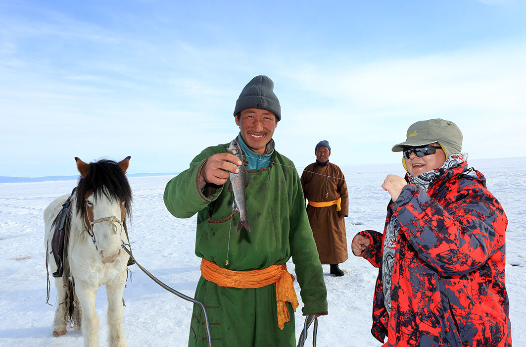Кочевники все внимательнее присматриваются к  рыбалке. Фото Бориса  Слепнева
