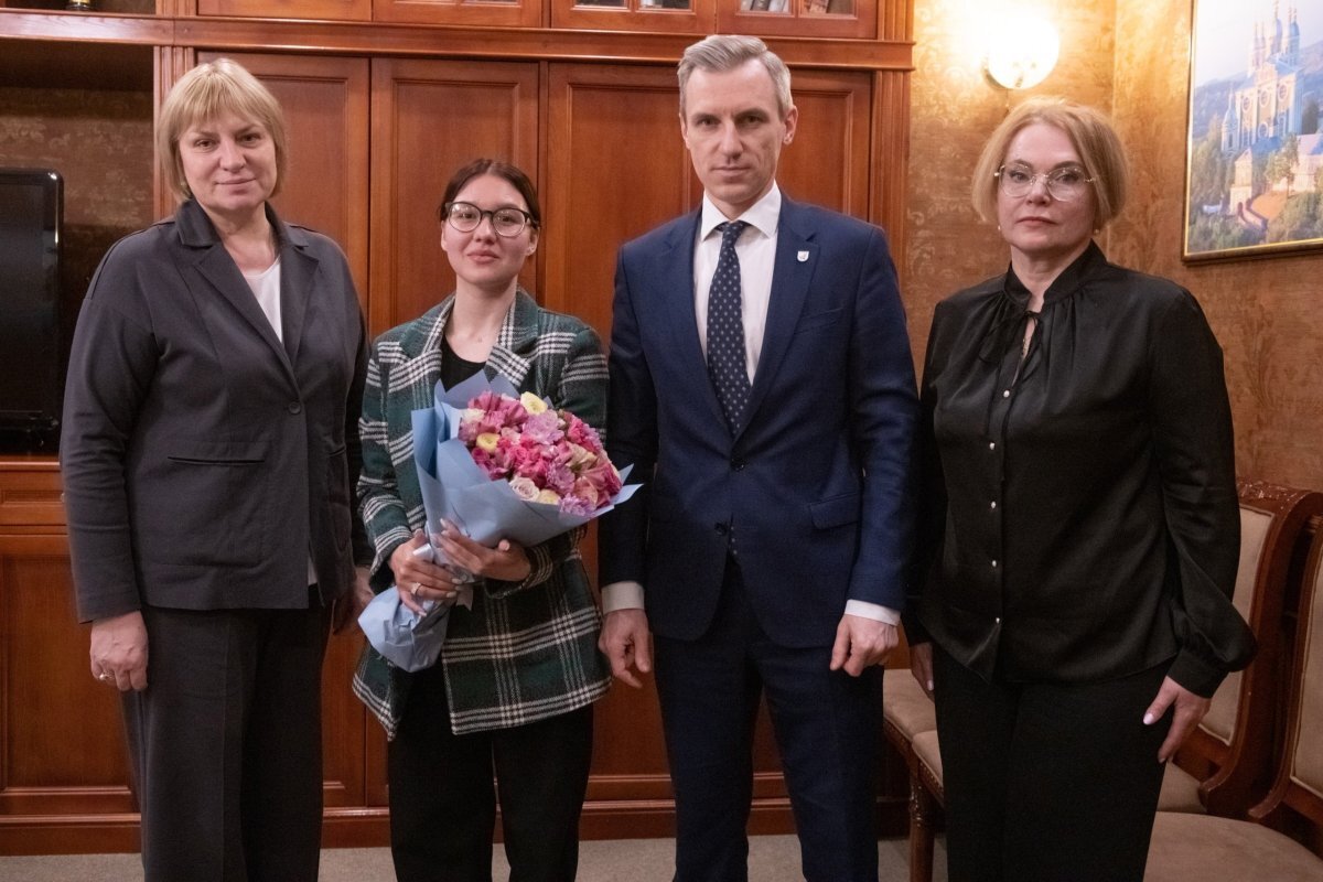    Смоленский губернатор встретился с вдовой героя СВО Андрея Блохина