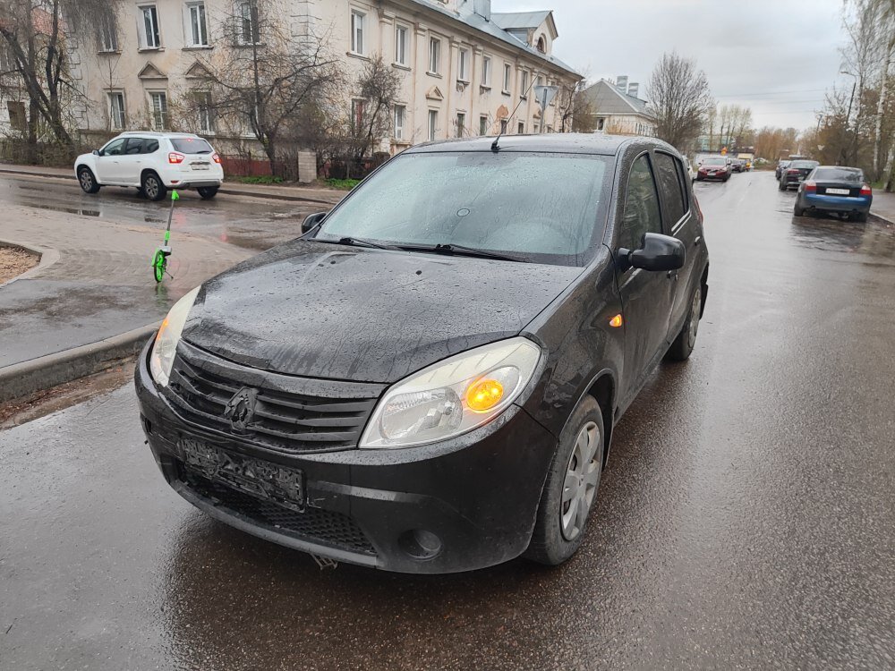 Авария в Твери произошла из-за того, что «Рено» не пропустил «Ямаху». Пострадал человек