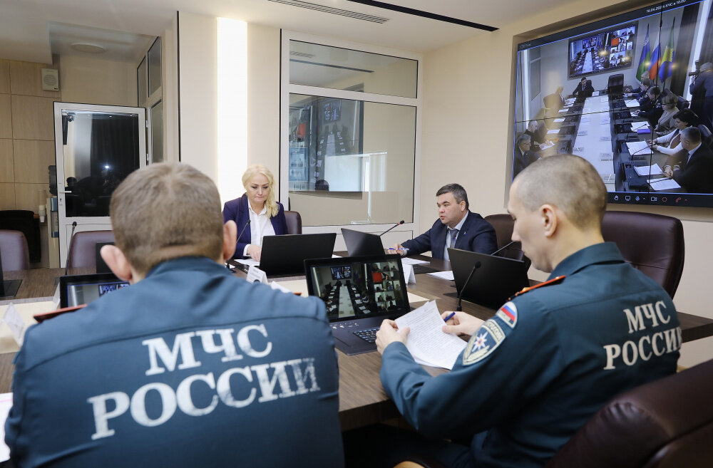    В Сургутском районе обсудили готовность к пожароопасному сезону