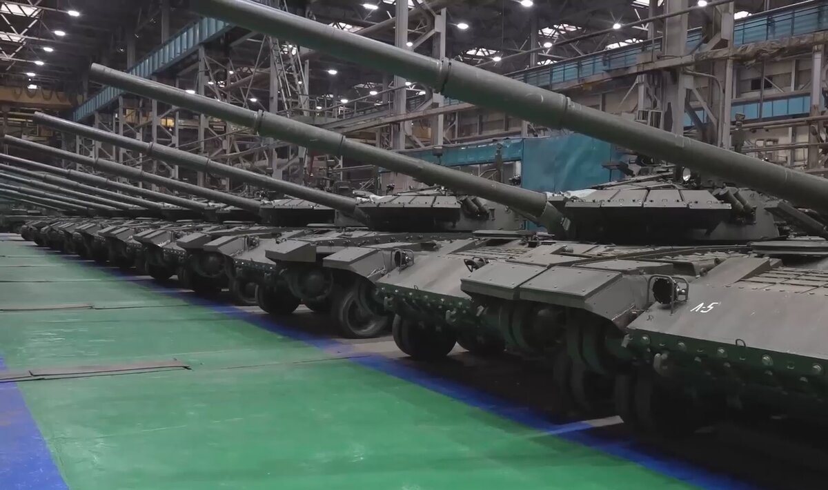 «Омсктрансмаш». Кадры Минобороны РФ.