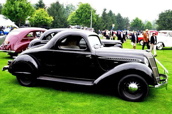 1937-Hupmobile-Aerodynamic-Coupe