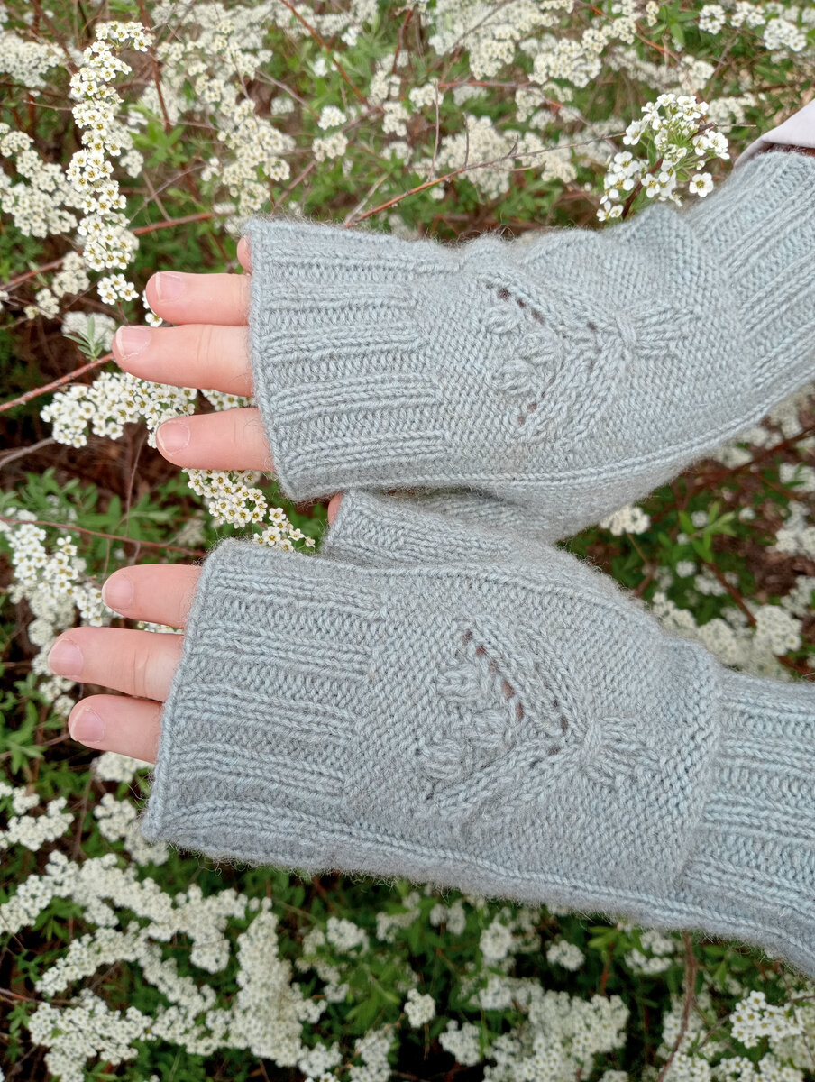 Митенки "Весенний букет", фото авторов