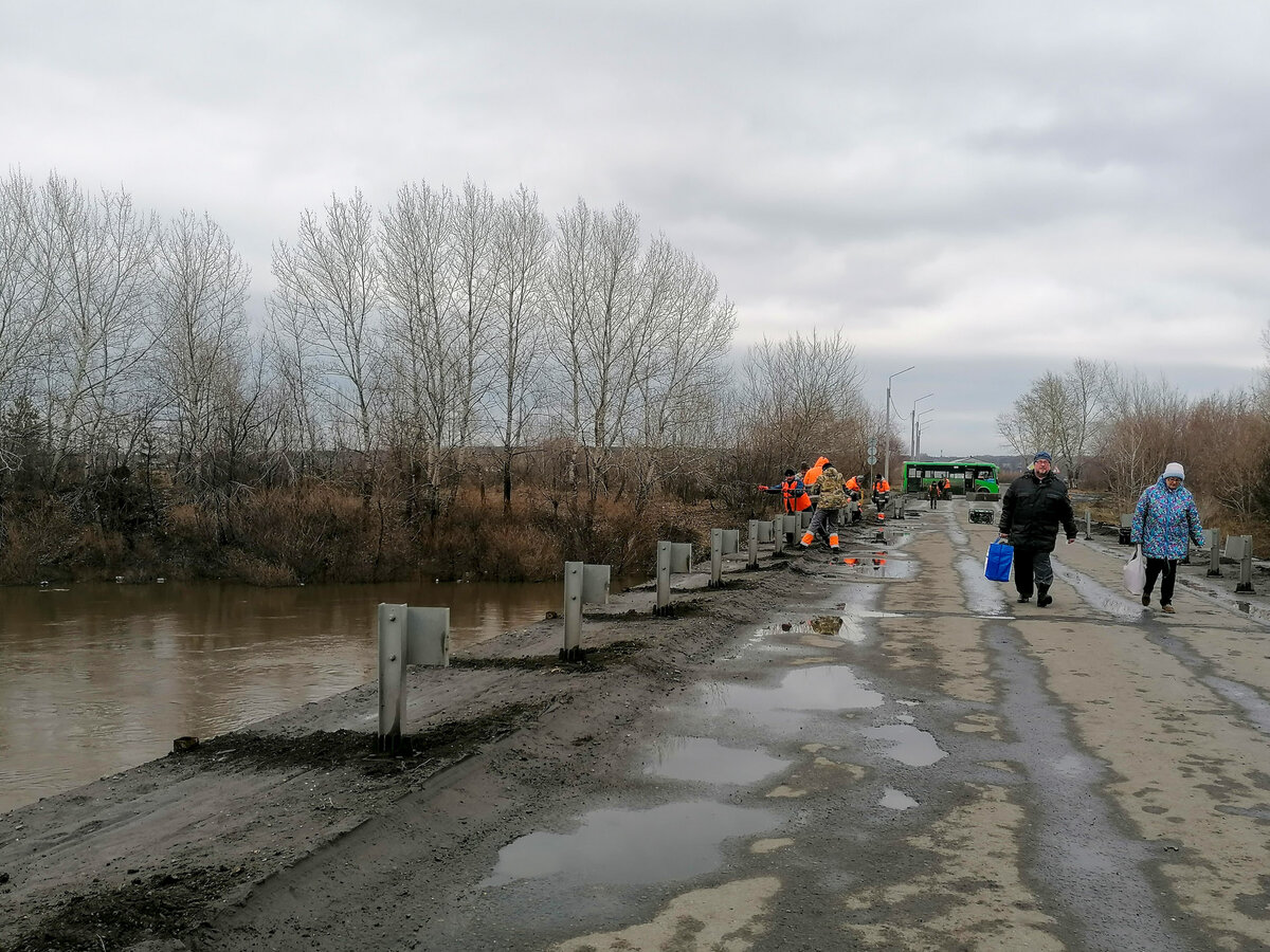 На реках, которые находятся на юге республики, уровень воды превышен за счет выпавших осадков.  Фото: Фото: ФедералПресс / Анастасия Куликовских