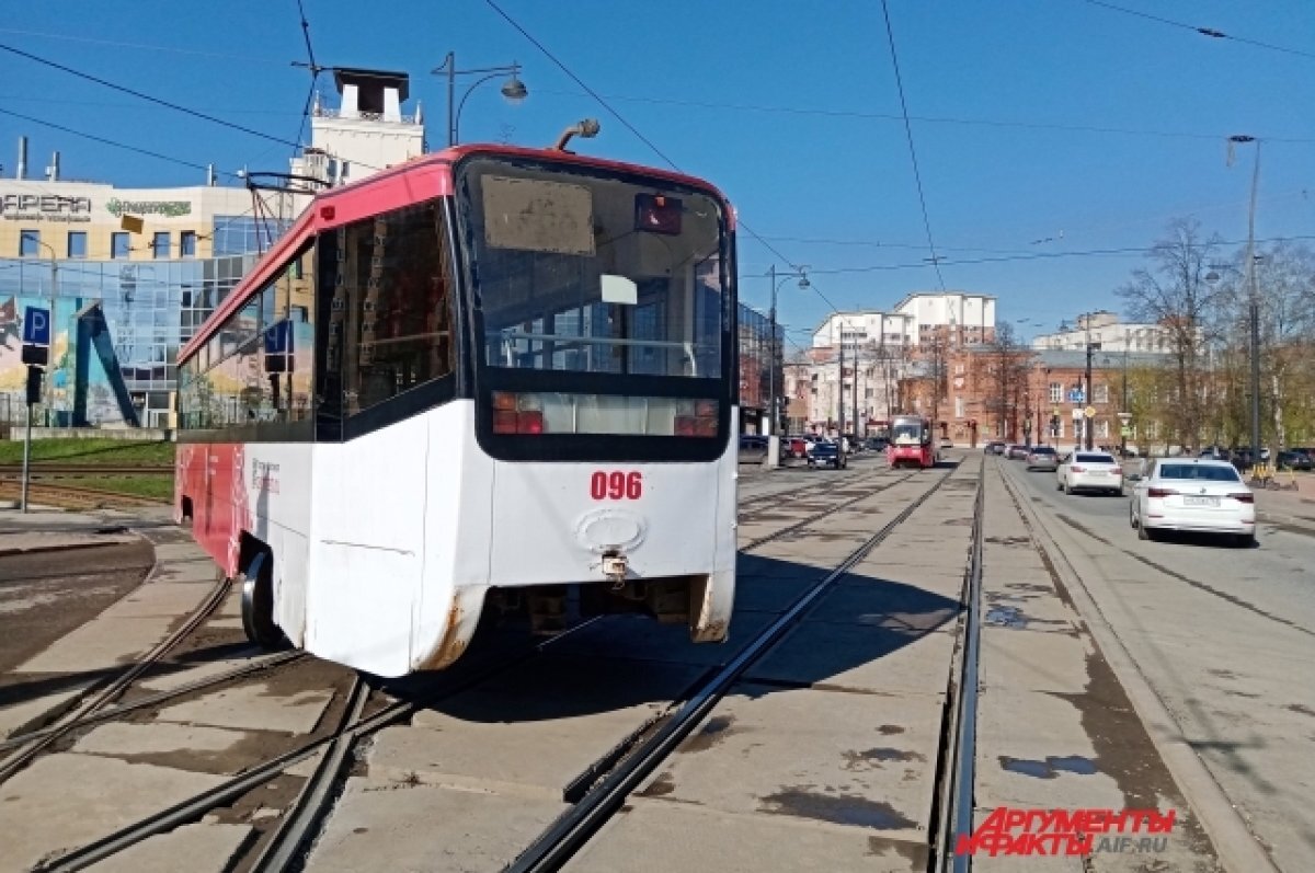    В Перми трамваи сошли с рельсов на кольце в микрорайоне Разгуляй