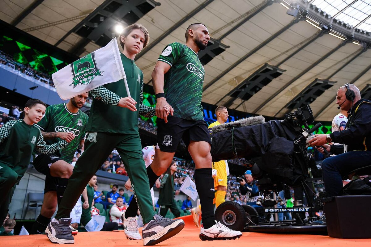 Фото с матча Краснодар - Зенит.