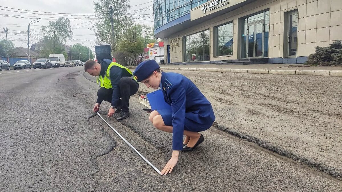 Прокурор Курска вынес представление мэру Игорю Куцаку из-за состояния дорог  | Вести-Курск | Дзен