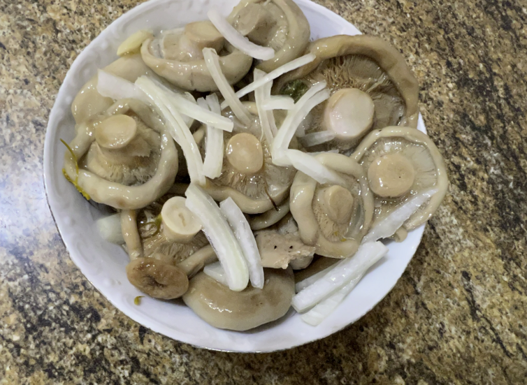 Фото автора. Соленые селигерские грузди