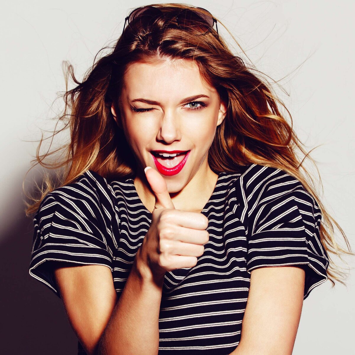 жить нужно в кайф ..