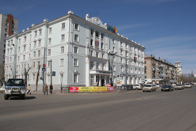 Гостиница и ресторан "Амур" лет через 20 после описываемых событий.