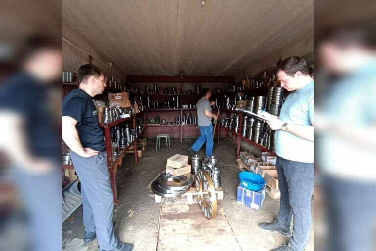    Группа для помощи пострадавшему от паводка бизнесу работает в Орске Андрей Севостьянов