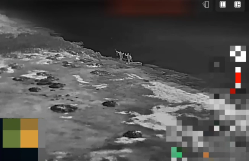    Украинские бойцы сдаются в плен. Источник: Telegram-канал Владимира Сальдо