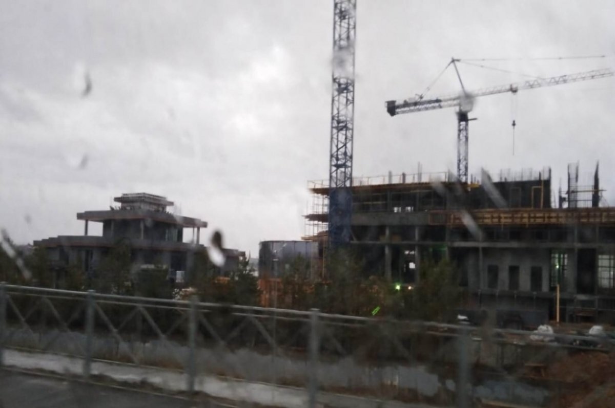    152 нарушивших закон мигрантов нашли на стройке по набережной реки Казанки