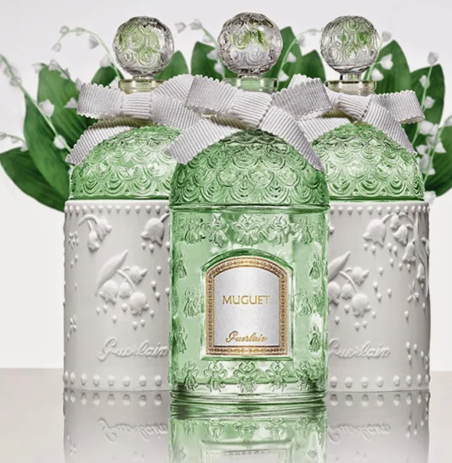 2014г. Цветочные зеленые. Верняя нота: бергамот; средние ноты: ландыш, зеленые ноты, жасмин, роза; базовая нота: мускус.