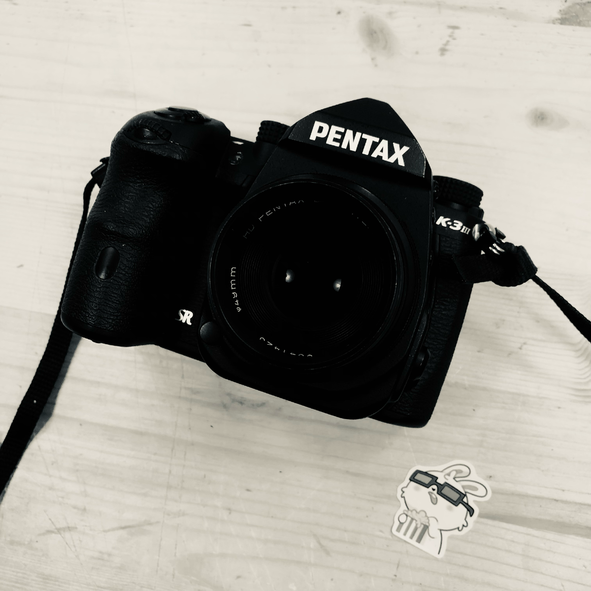 Pentax K-3III в неестественной среде обитания. 