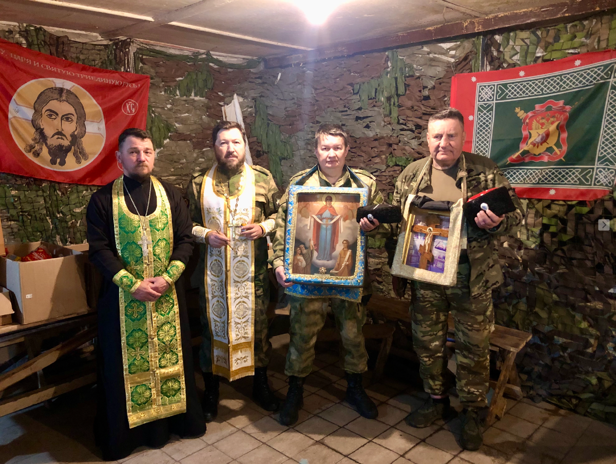 Кругосветная икона Покрова Пресвятой Богородицы впервые побывала в зоне проведения СВО под Луганском.