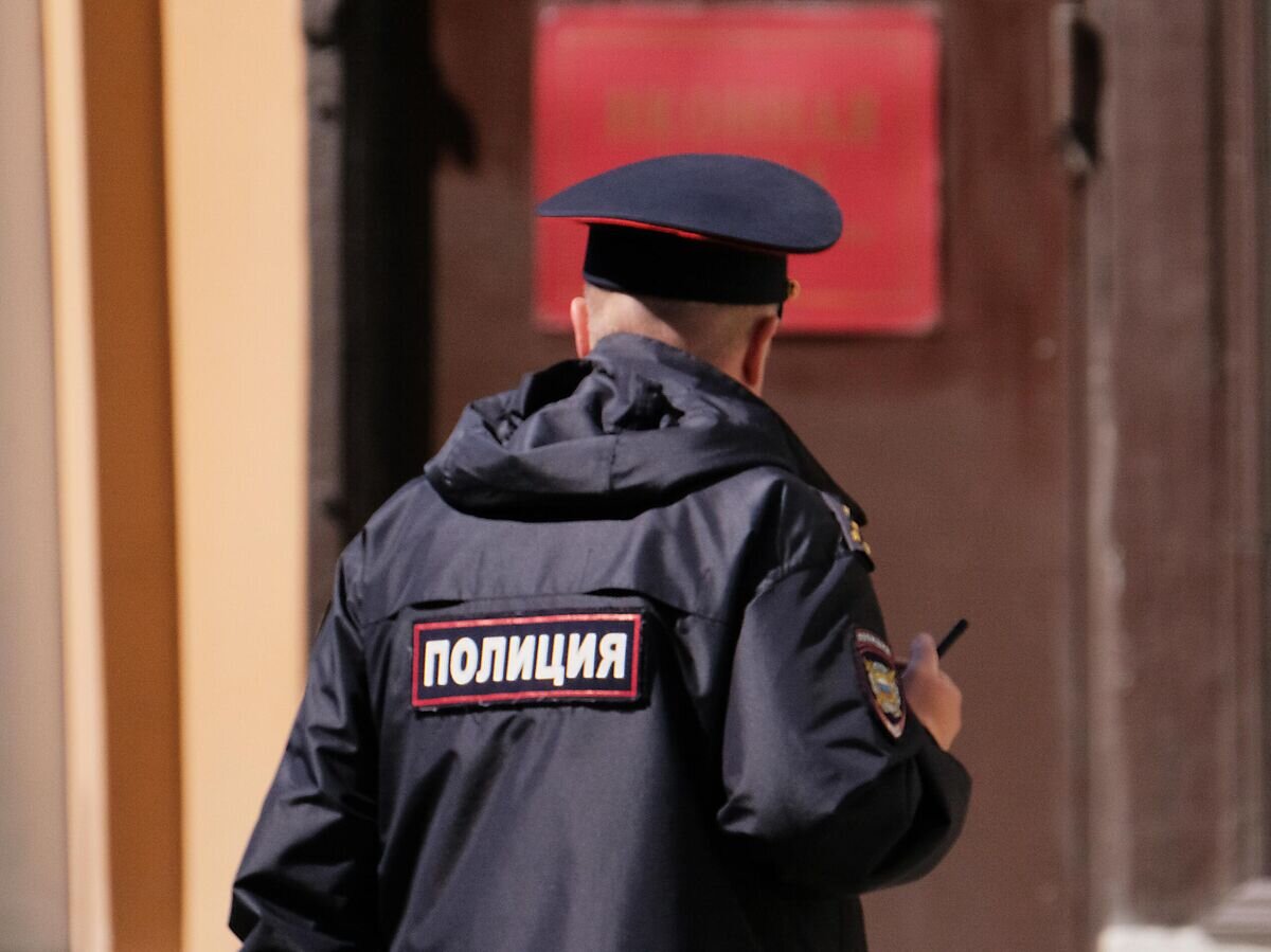    Сотрудник полиции© РИА Новости / Наталья Селиверстова