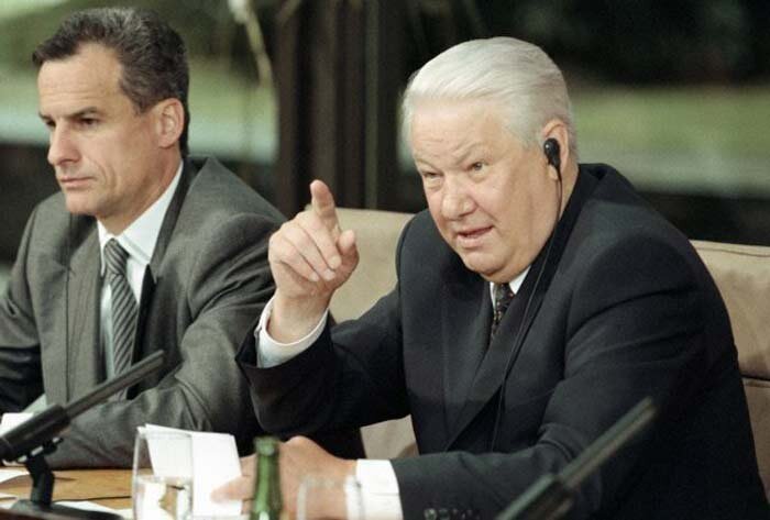 Сергей Ястржембский и Борис Ельцин. Фото: biojizn.ru