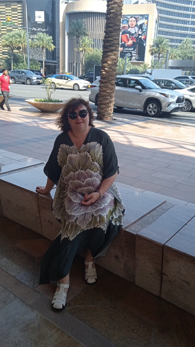 За моей спиной Дубай Молл