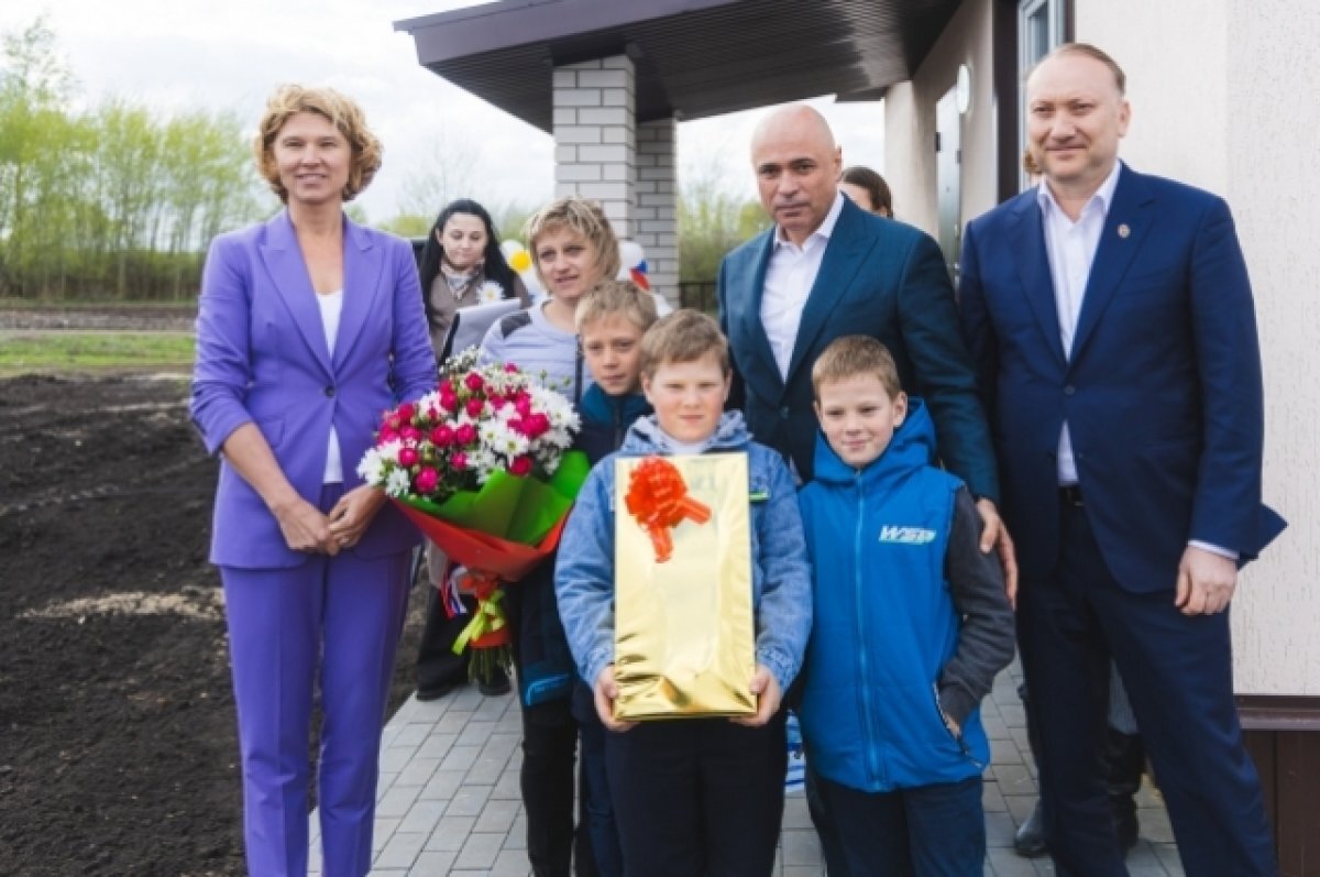    Учителя и врачи получили новое социальное жильё в Липецкой области
