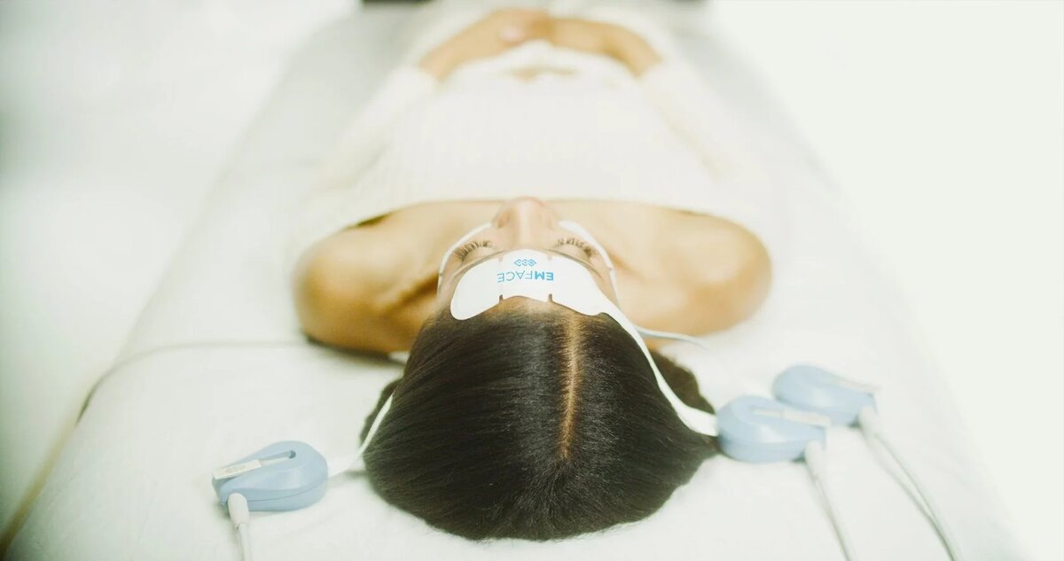 ИМЕЮТСЯ ПРОТИВОПОКАЗАНИЯ, ПРОКОНСУЛЬТИРУЙТЕСЬ СО СПЕЦИАЛИСТОМ