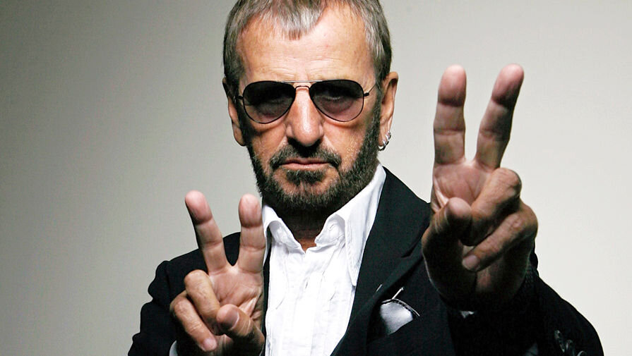 Ринго Старр (Ringo Starr) не так давно объявил точную дату релиза своей новой EP-шки под названием “Crooked Boy”.