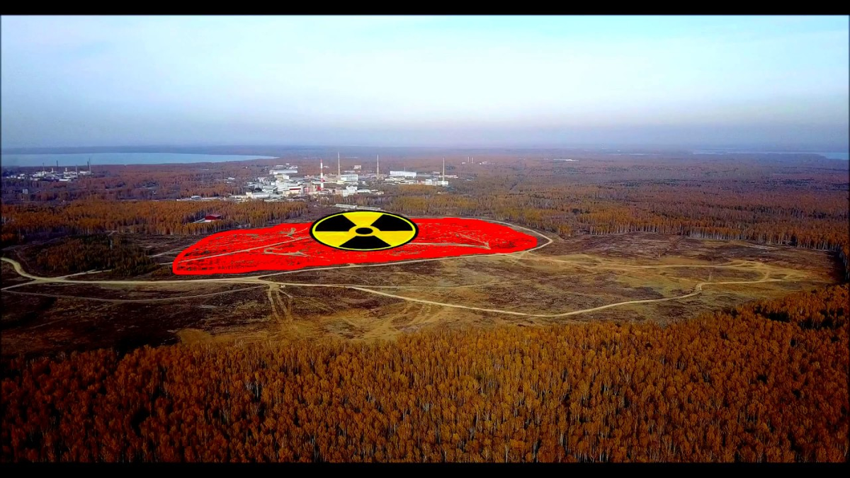 Красное озеро чернобыль. Радиоактивное озеро Карачай. Озеро Карачай в Челябинске радиоактивное. Озеро Карачай в Челябинске. Озерск озеро Карачай.