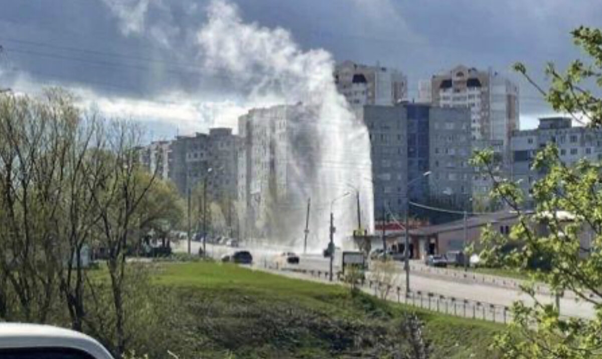 Порыв на теплосети В Туле сегодня больше был похож на гейзер. | ТеплоМастер  | Дзен