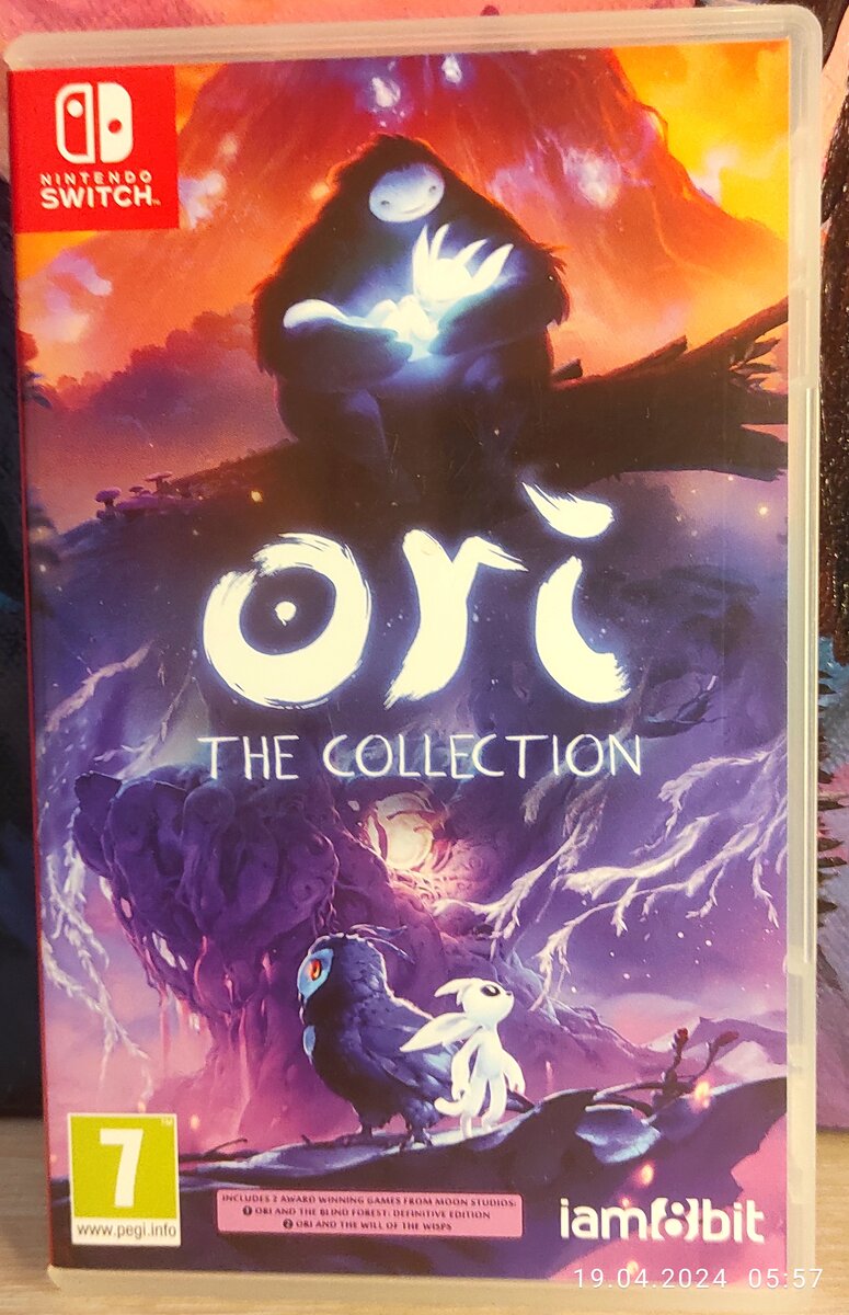 2 фото это бывший эксклюзив xbox который с описание на задней части коробки на английском .