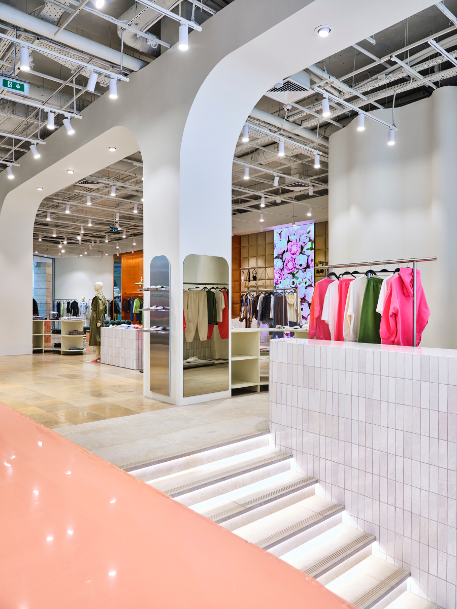    2Mood открыл кафе в магазине в ТЦ «Метрополис» (фото 2)