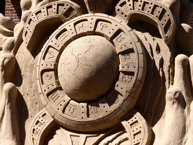     Некоторые знаки зодиака более предрасположены к богатству. ФОТО: pxhere.com