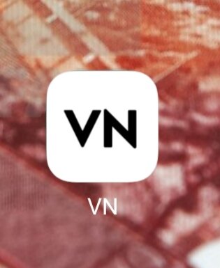 Скачала в плей маркете