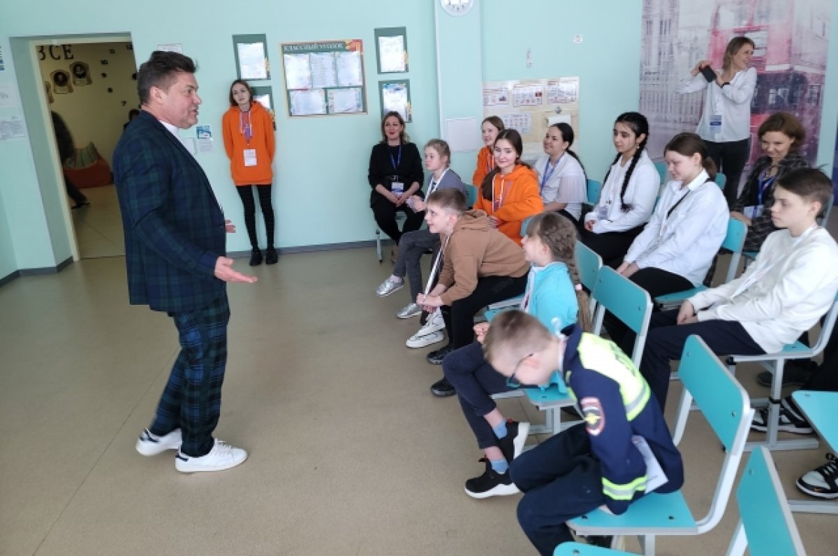    Спикером одного из мастер-классов стал известный телеведущий Сергей Белоголовцев.