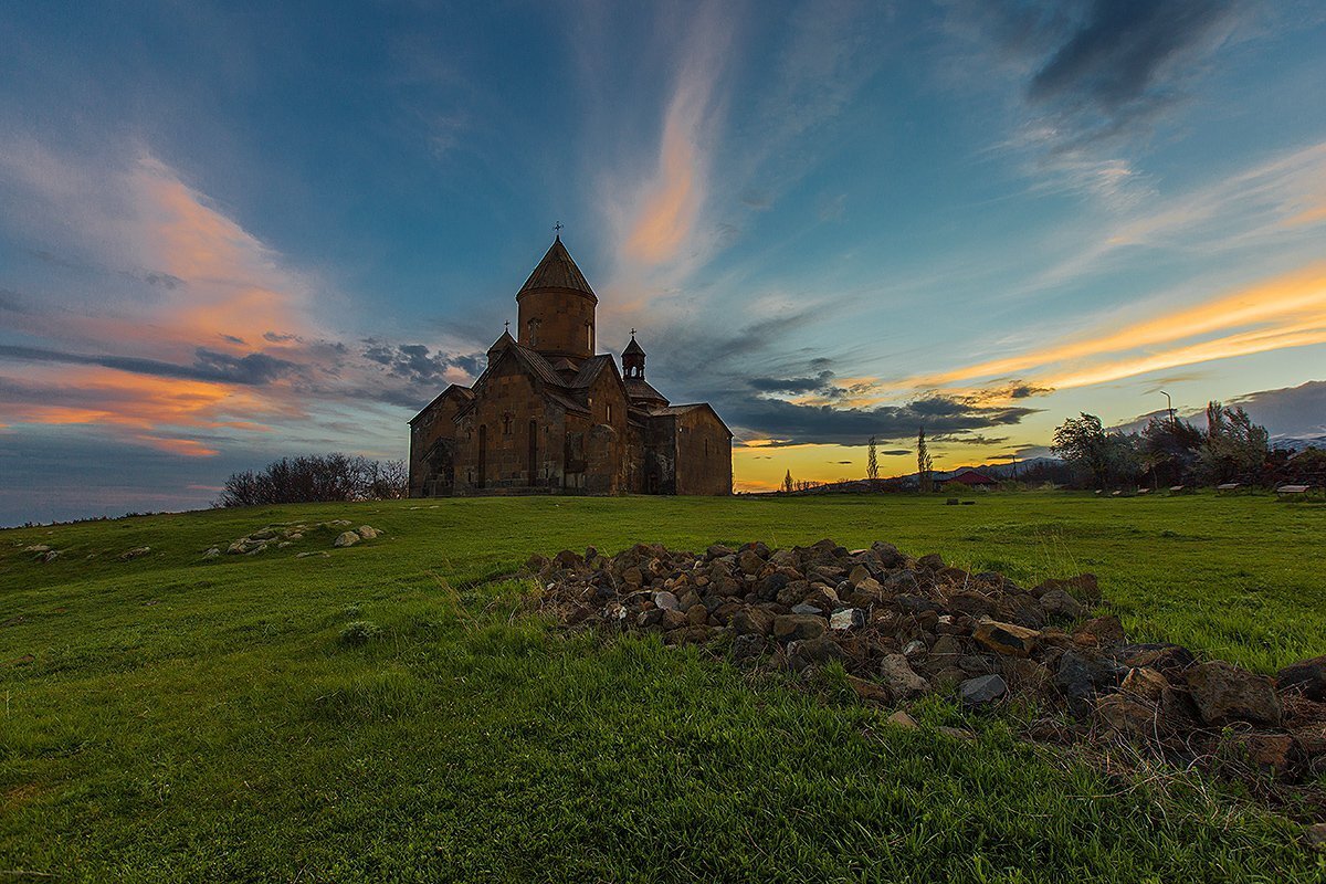 Saghmosavank monastery