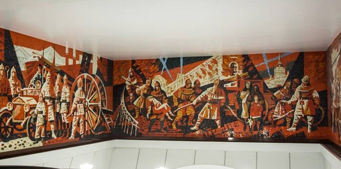 мозаичное панно при входе на станцию метро Проспект Славы