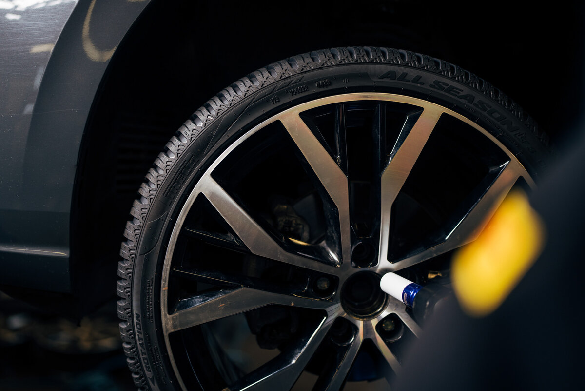 Тщательно проверяйте состояние шин, включая давление - от этого зависит Ваша безопасность!