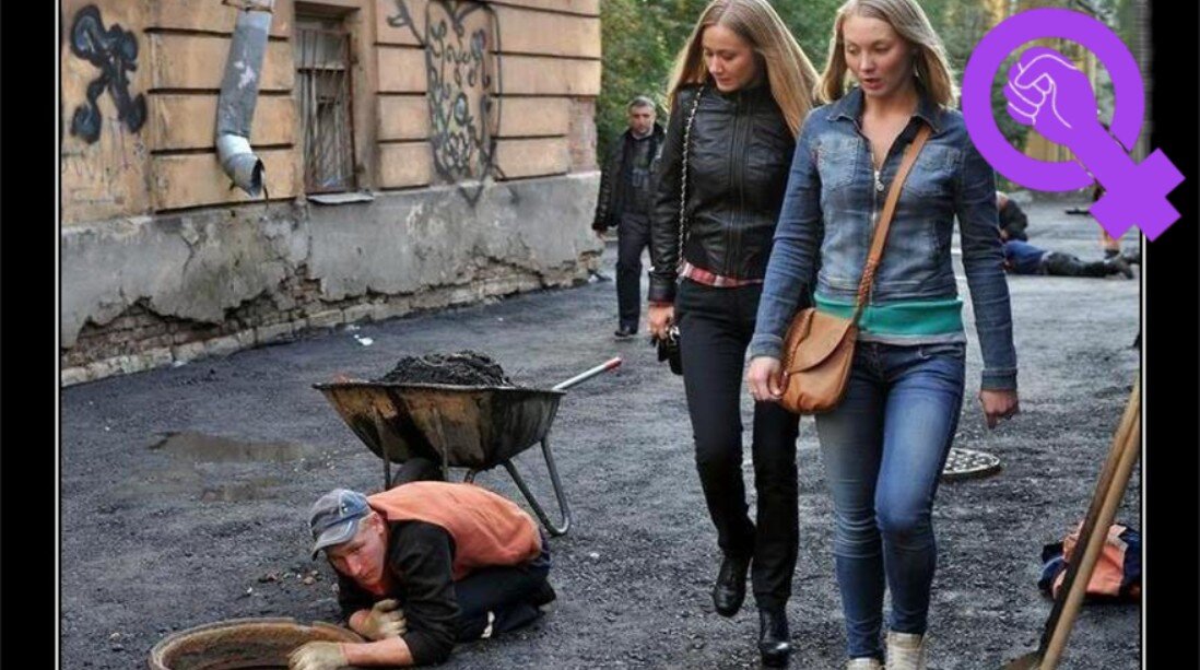 "А-а-а-а, феминистки ненавидят мужчин, потому что не хотят иметь их рядом с собой. Не любить мужчин=ненавидеть, а-а-а-а". Типичное эгоцентричное мышление мужчины, где та, кто не желает видеть рядом с собой его величество, обязательно его ненавидит. Никаких промежуточных состояний вроде равнодушия. 