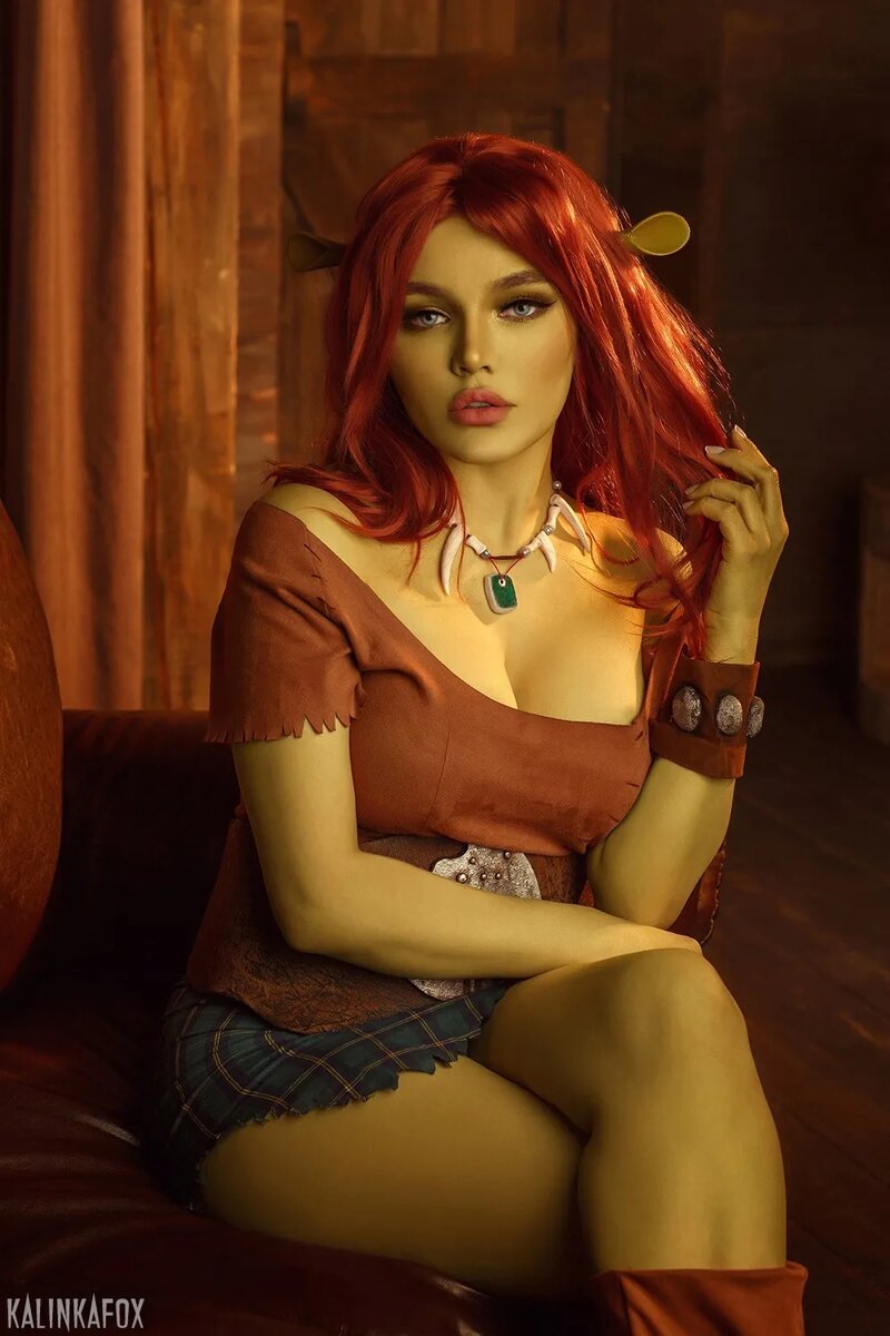 Kalinka Fox в образе Фионы