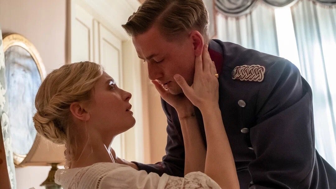 фильм «Поцелуй» («Kysset», 2022, 18+, но я бы смотрела с подростками)